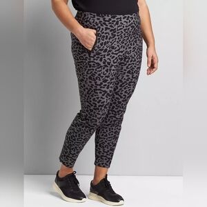LANE BRYANT On The Go Pants Ankle Pull On Blk Gray Animal Print NWT